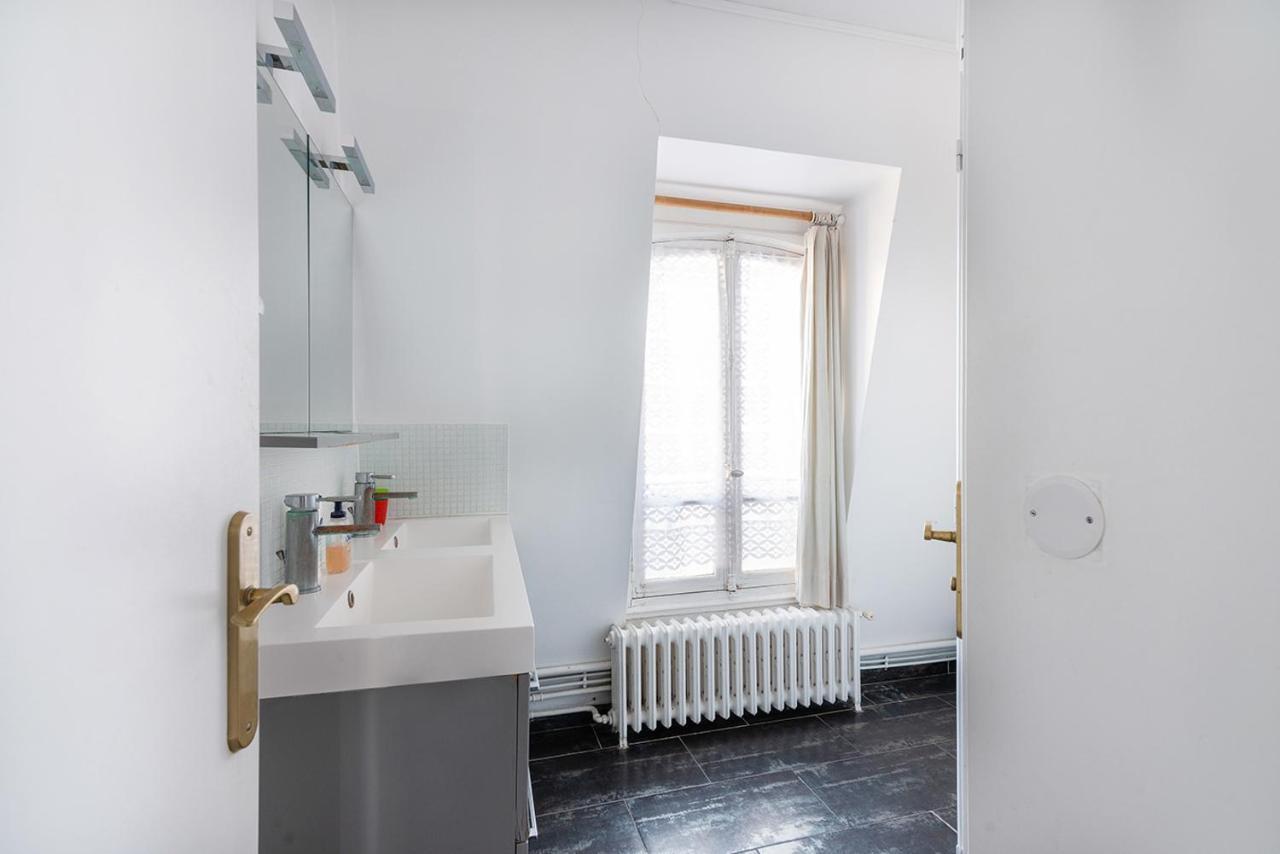 Cameleon Paris Guesthouse Pantin Exterior foto