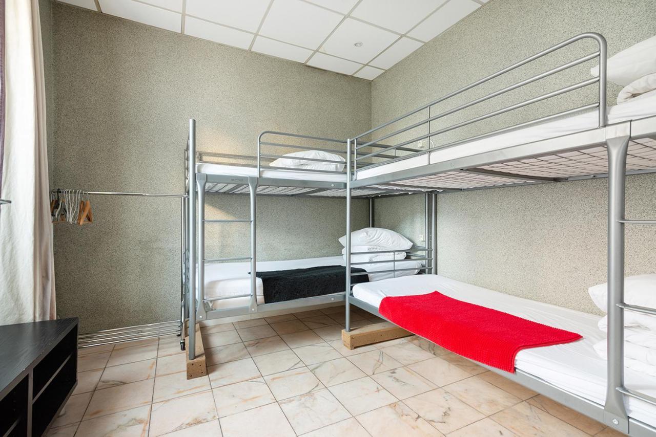 Cameleon Paris Guesthouse Pantin Exterior foto