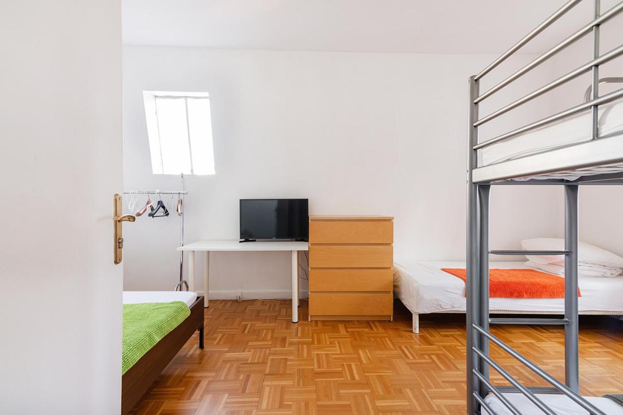 Cameleon Paris Guesthouse Pantin Exterior foto